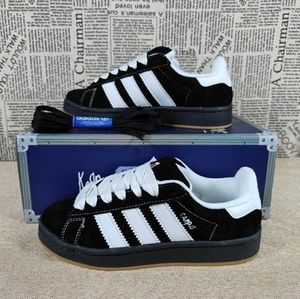 Meet your Posher, Devin